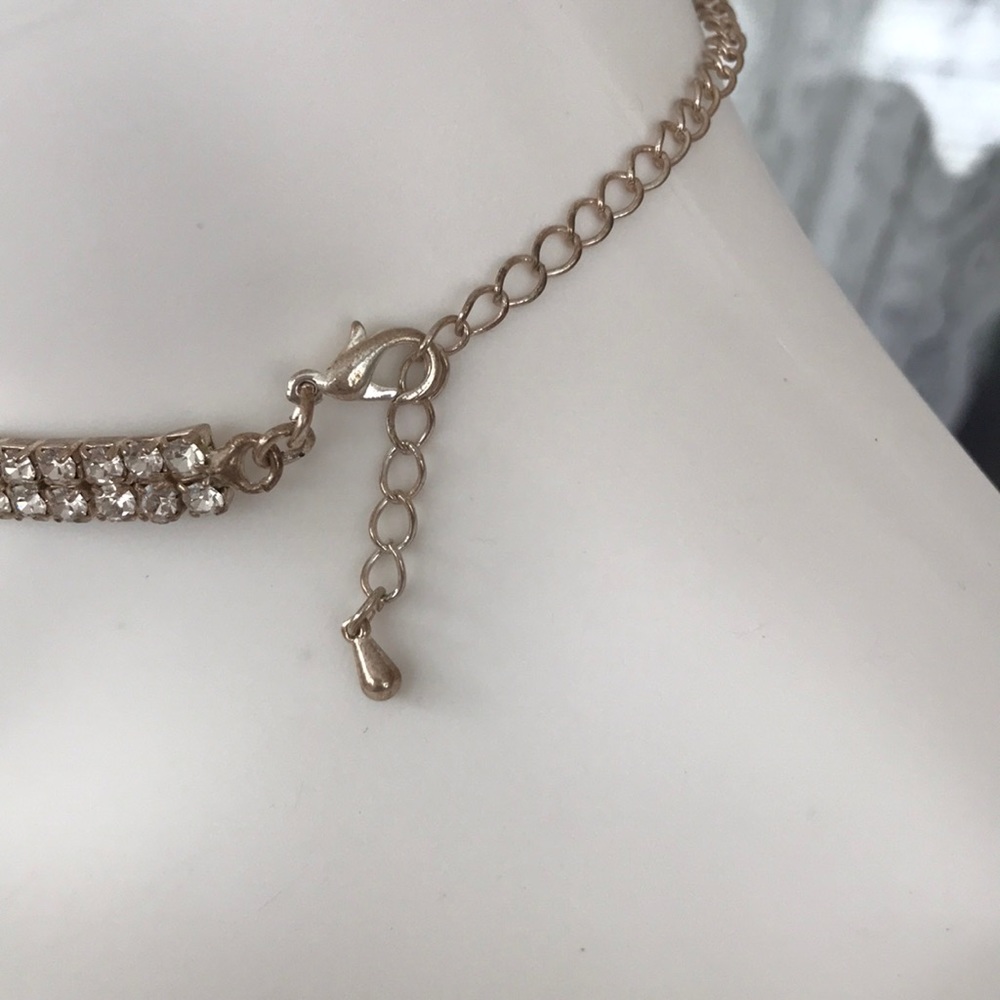 Diamond/Crystal Costume Necklace and Earrings - Picture 2 of 8